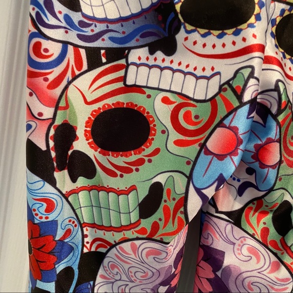 Lotus Legging Women’s Small Skulls Colorful - Picture 2 of 3